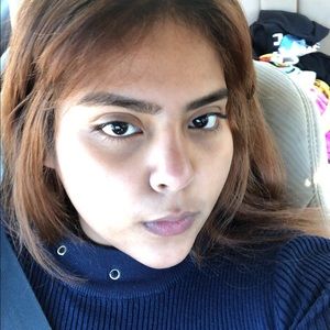 Meet your Posher, Nicole